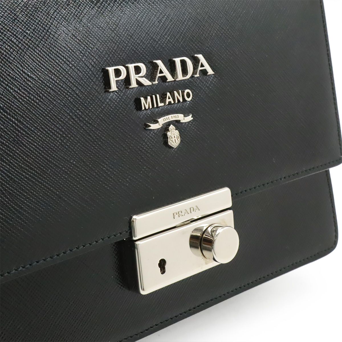 Prada Shoulder Bag Pochette Crossbody 2-Way Clutch Enamel Patent Leather Nero — view 8