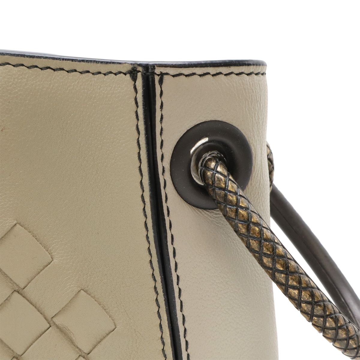 Bottega Veneta Intrecciato Brio Shoulder Bag Knot Fringe Leather Light Gray Ju — view 5