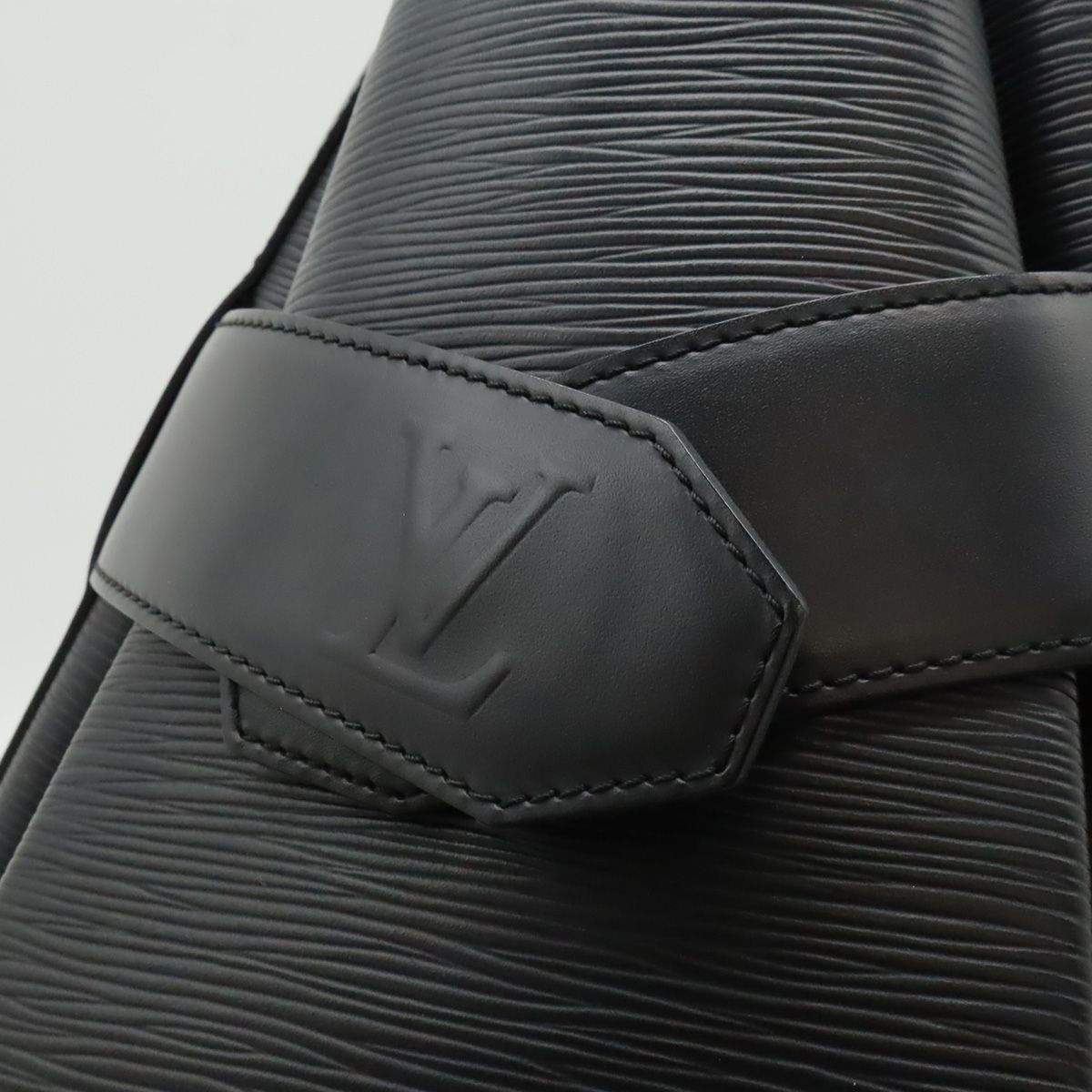 Louis Vuitton Epi Sac Depot PM Shoulder Bag Leather Noir Black — view 7