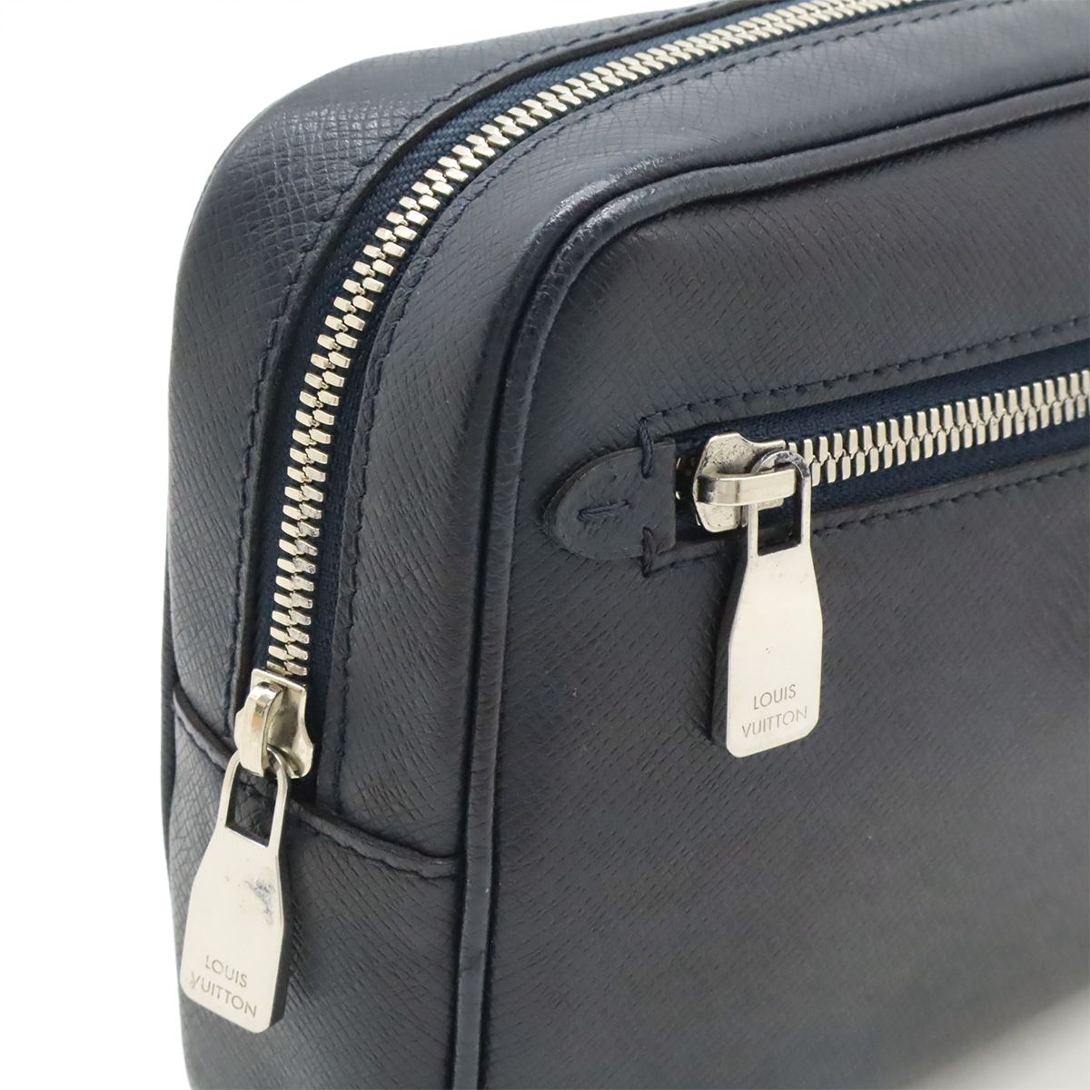 Louis Vuitton Taiga Pochette Kasai Clutch Handbag Blue Marine Navy — view 4