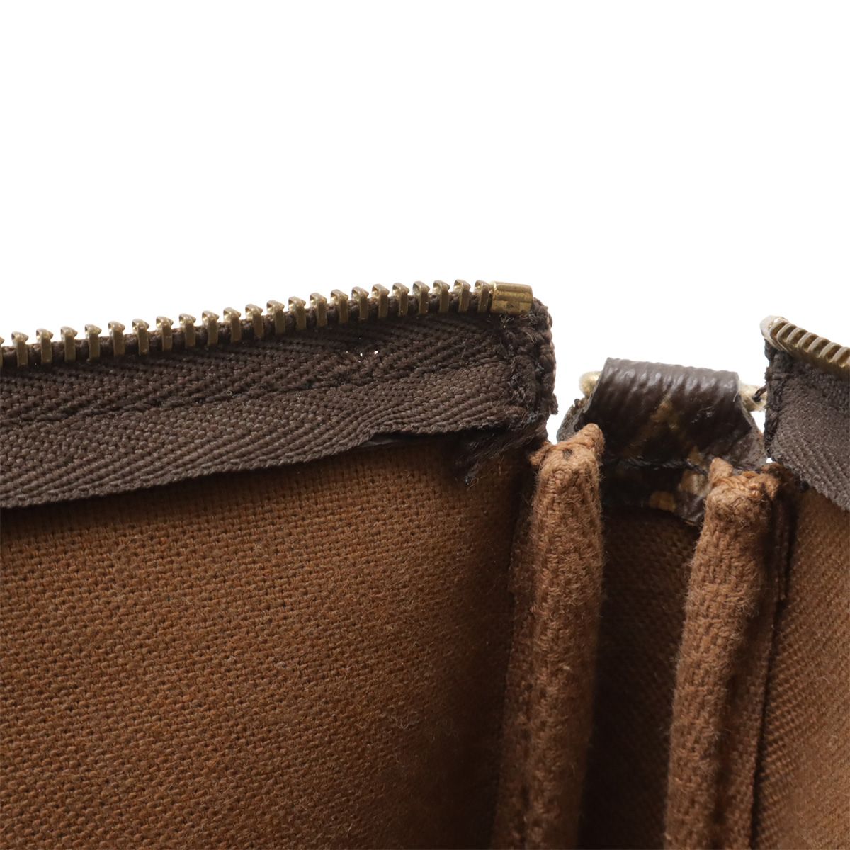Louis Vuitton Monogram Pochette Pouch Handbag Party — view 9