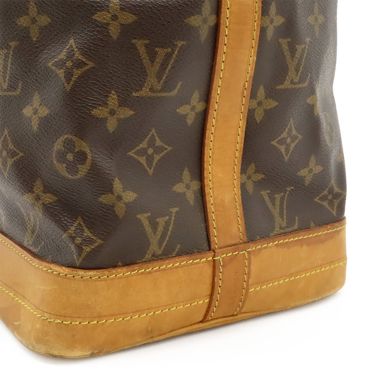 Louis Vuitton Monogram Noe Shoulder Bag Semi Drawstring — view 8