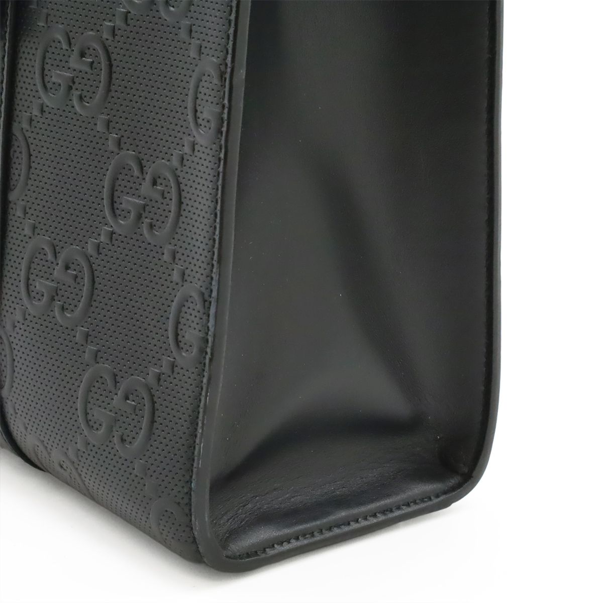Gucci GG Embossed Tote Vertical Leather Black Silver — view 9