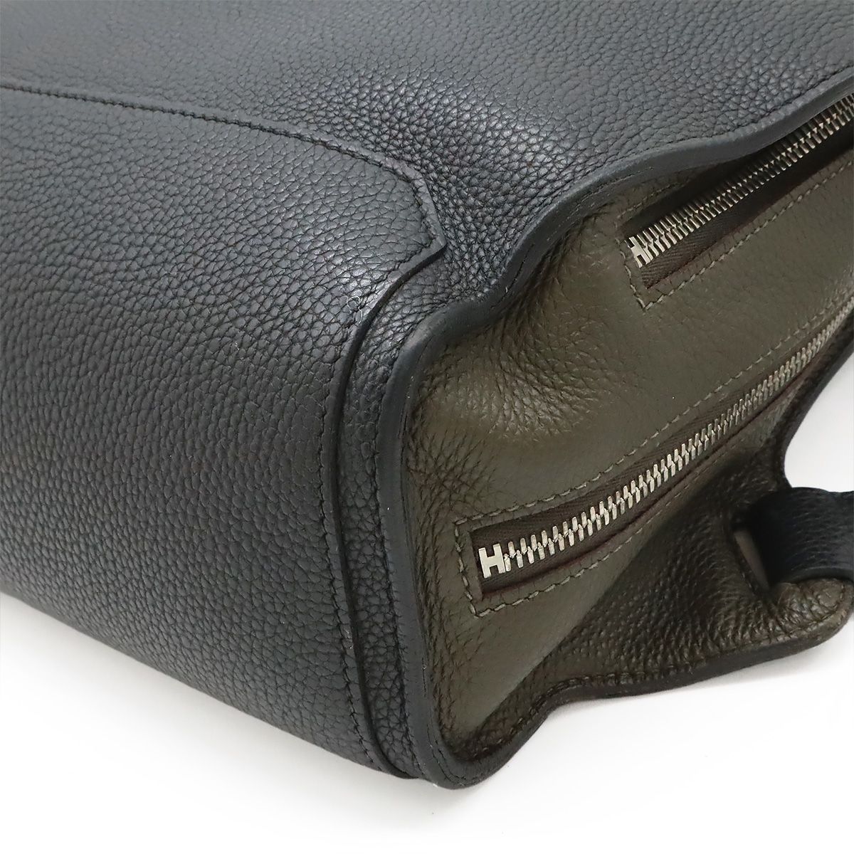 Hermes City 27 Backpack Taurillon Clemence Leather Black Vert Grease Silver — view 3