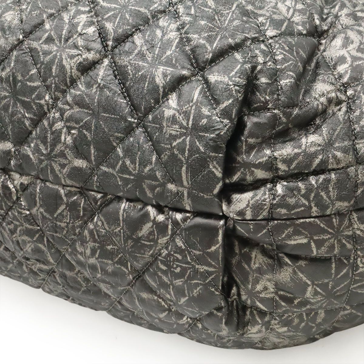 Chanel Melrose Cabas CC Logo Chain Shoulder Bag Tote Nylon Gray Silver — view 3