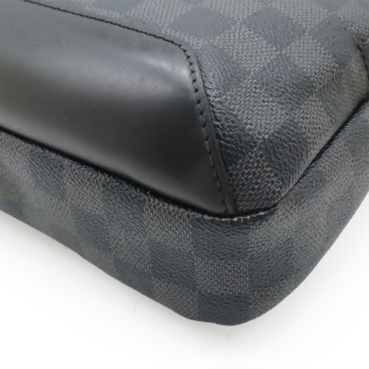 Louis Vuitton Damier Graphite Avenue Sling Bag — view 3