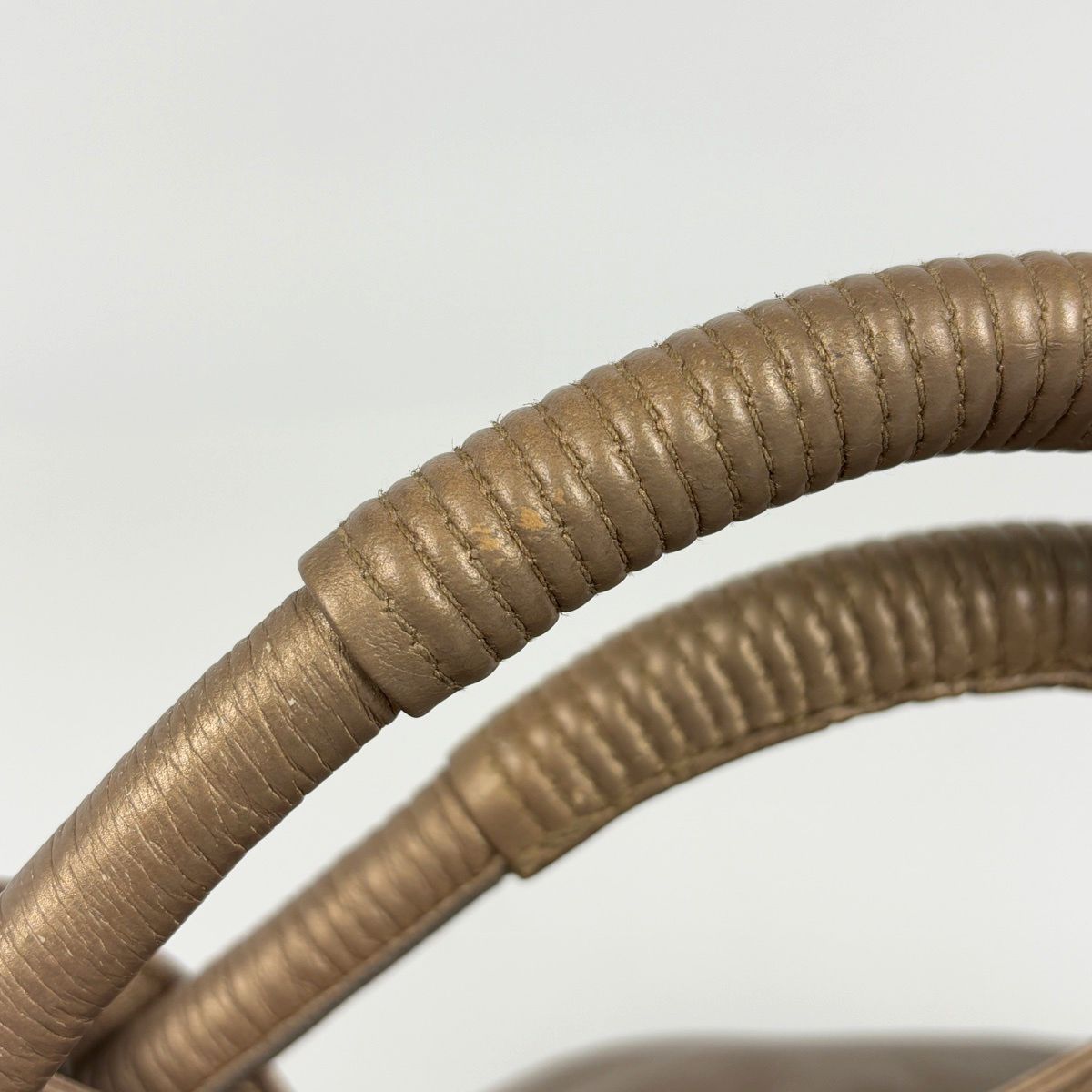 Loewe Nappa Aire Anagram Handbag Leather Gold — view 5