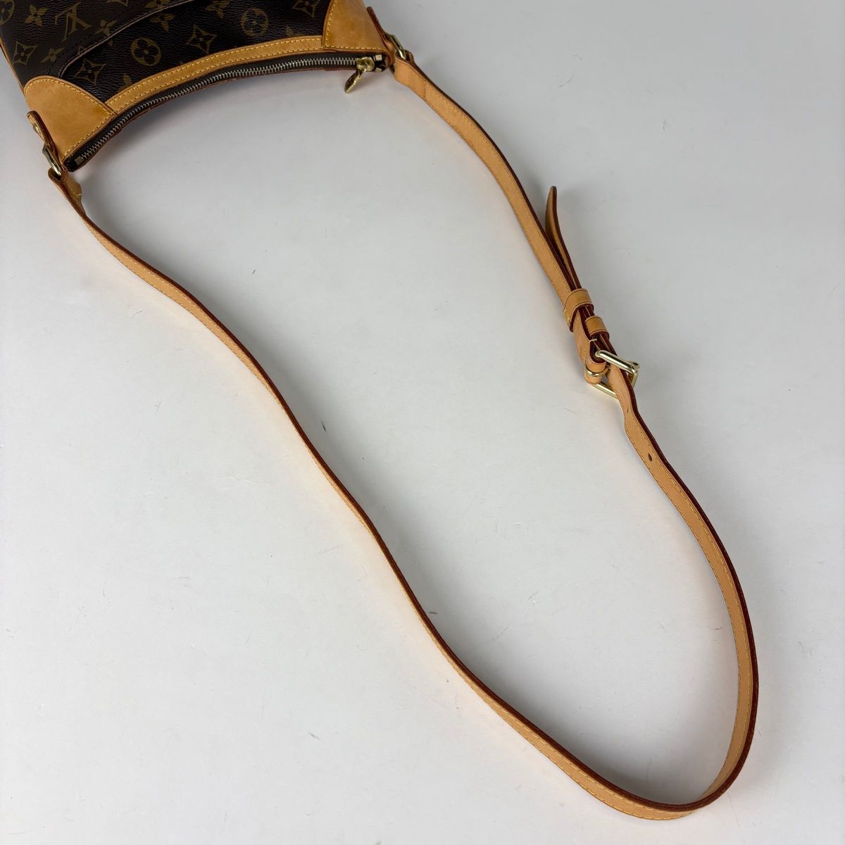 Louis Vuitton Odeon PM Shoulder Bag Monogram Brown — view 7