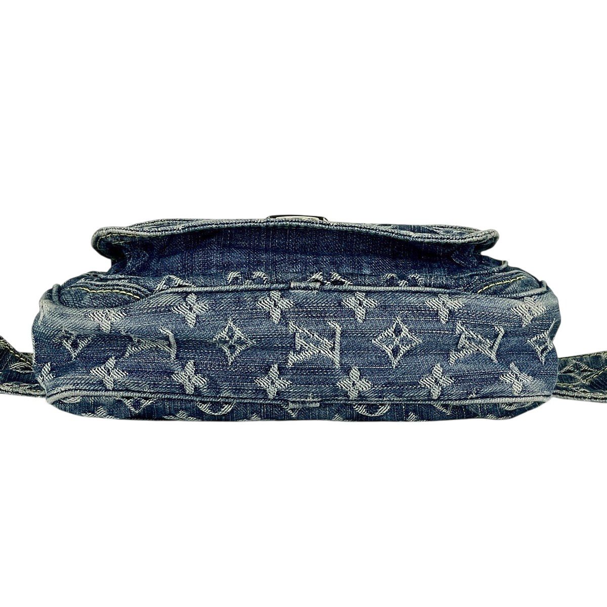 Louis Vuitton Bum Bag Monogram Denim Blue — view 5