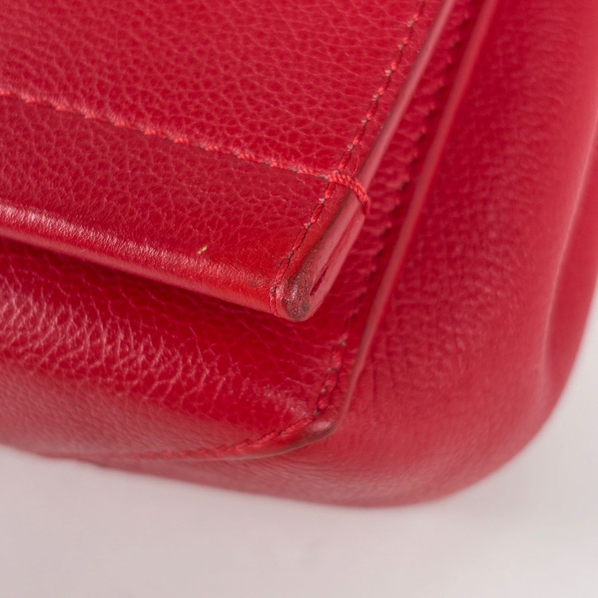 Louis Vuitton Lockme 2-Way Shoulder Bag Leather Ruby — view 5