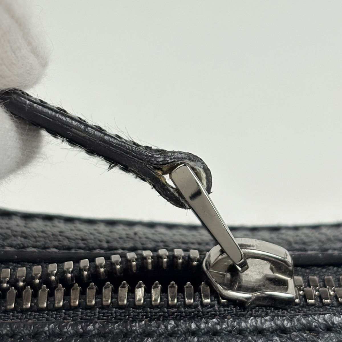 Gucci GG Pattern Shoulder Bag Canvas Black — view 5