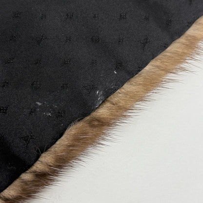 Louis Vuitton Echarpe Logo Scarf Monogram Mink Silk Brown — view 4