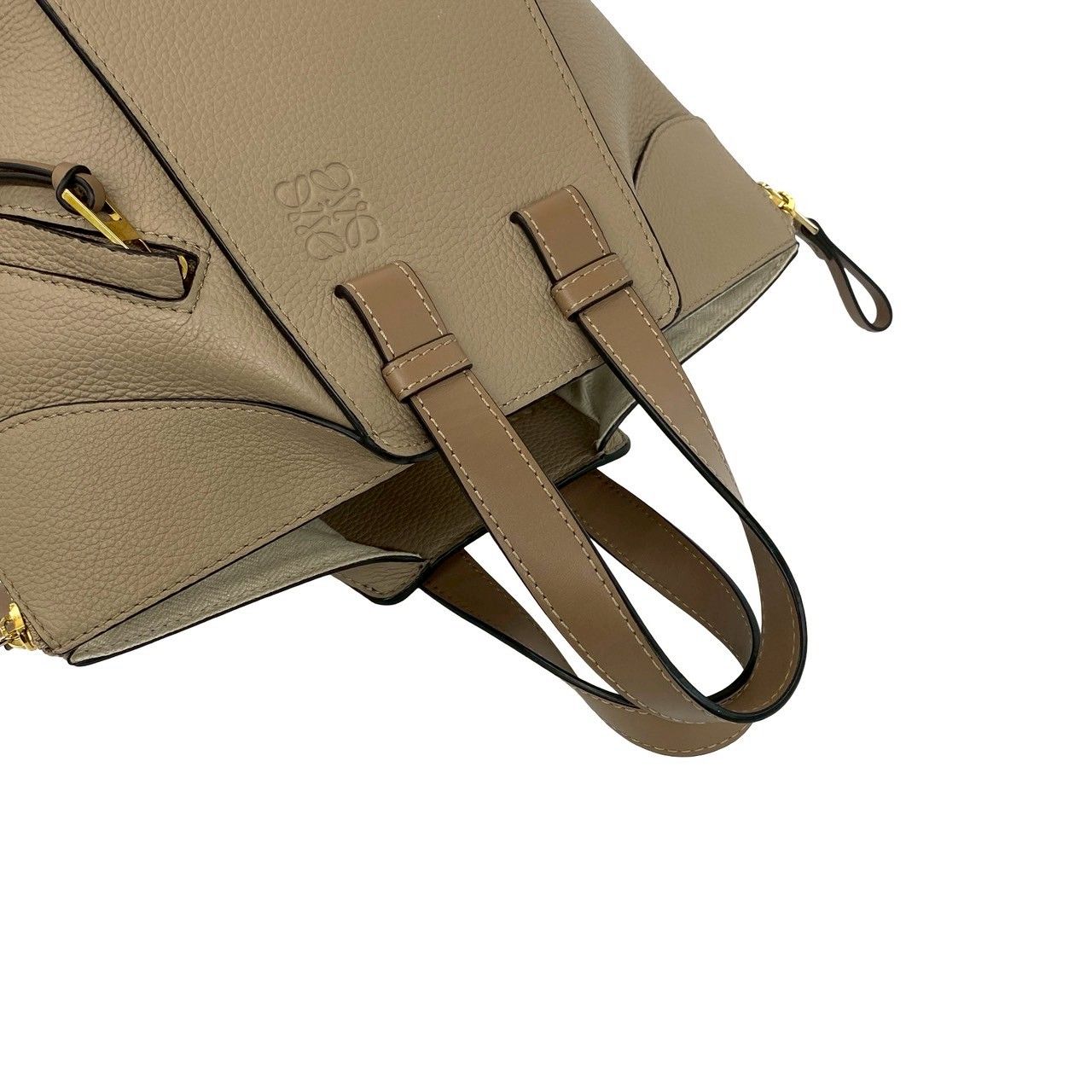 Loewe Hammock Compact Anagram Logo Leather 2-Way Shoulder Bag Beige — view 4