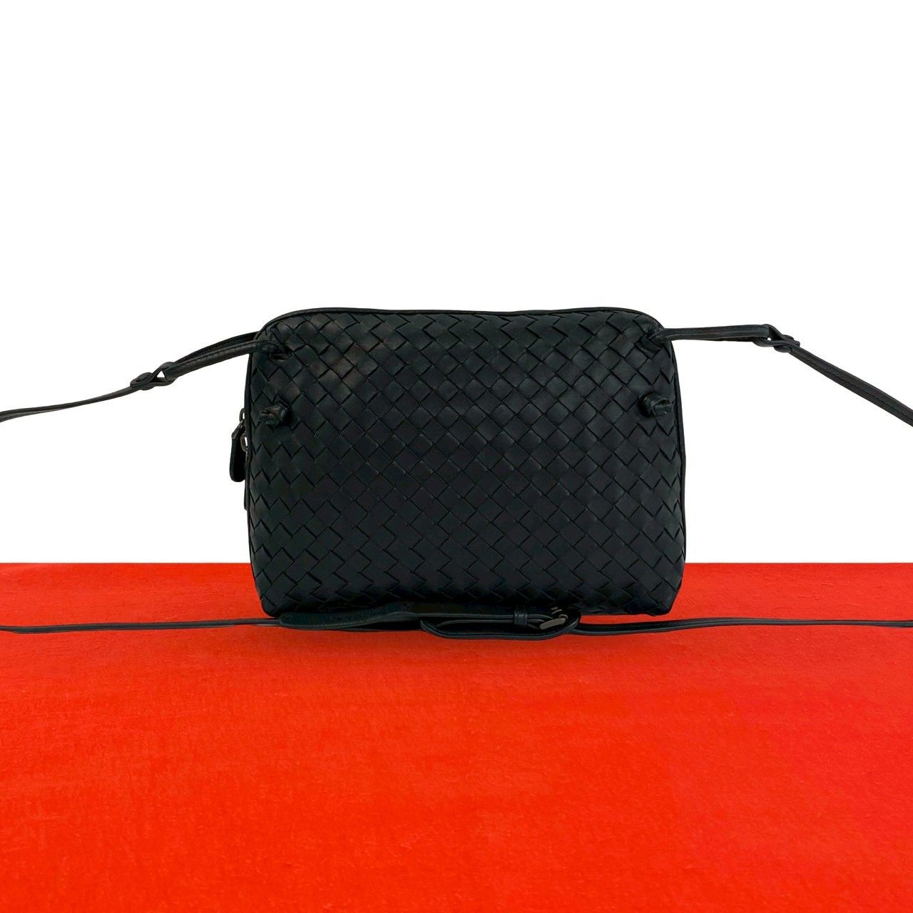 Bottega Veneta Intrecciato Leather Shoulder Bag Pochette Crossbody Dark Navy