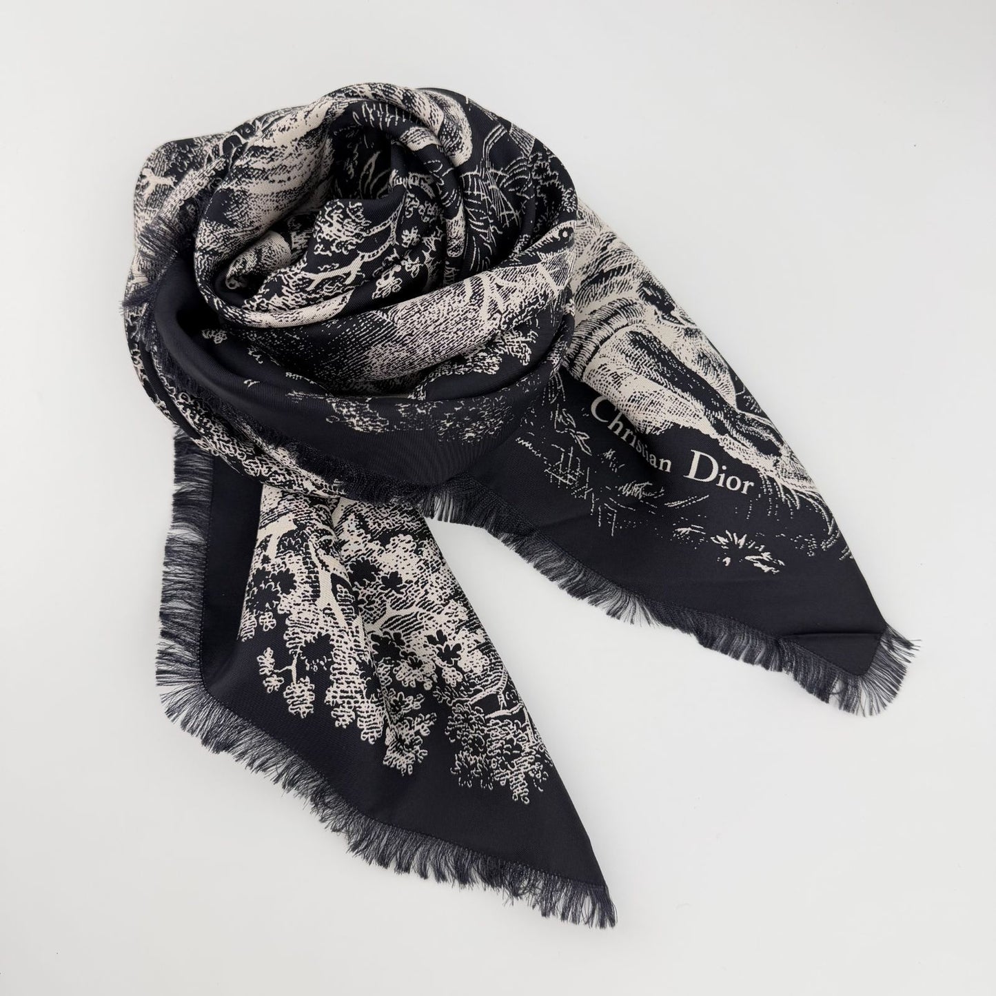 Dior le Scarf Navy Silk Vintage — view 2