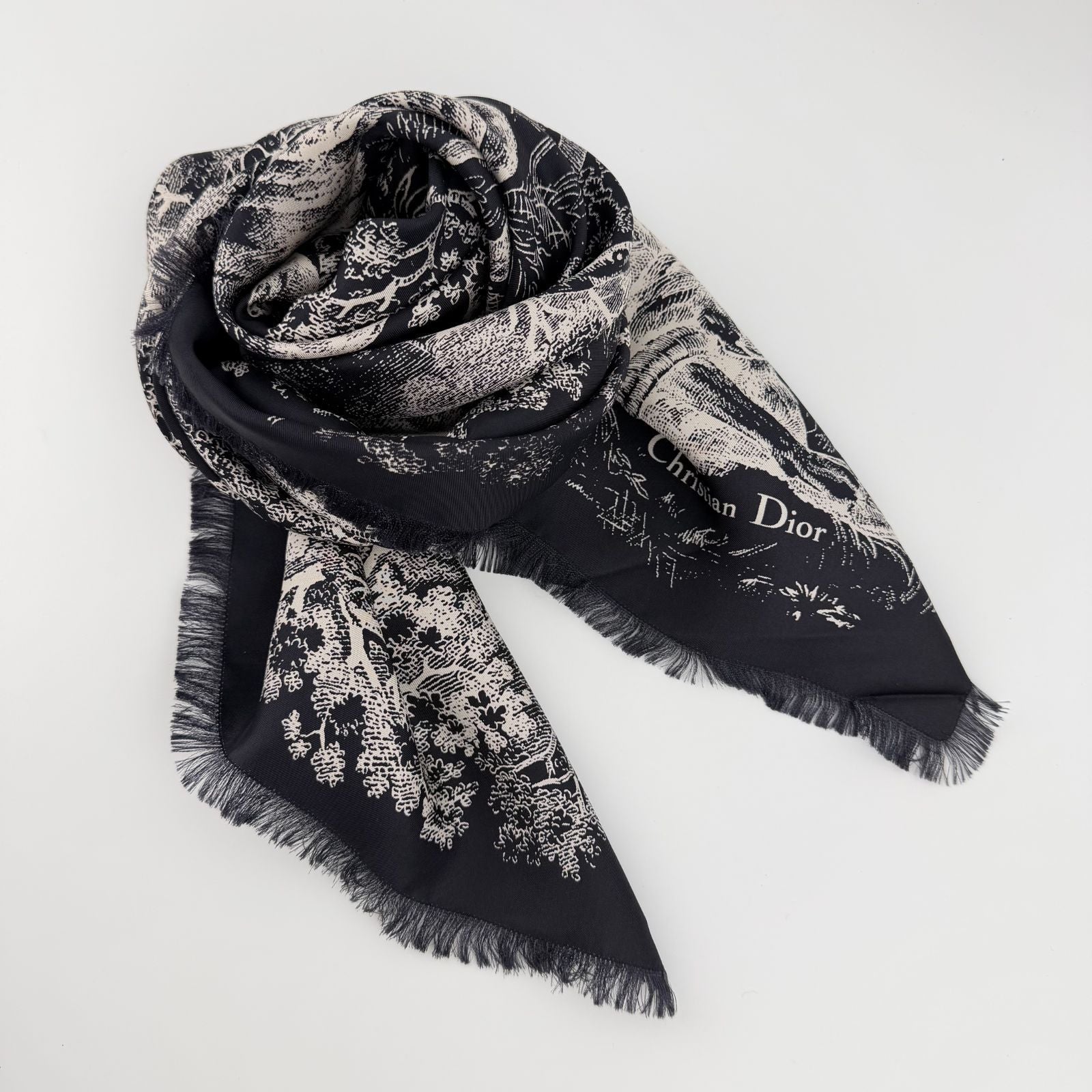 Dior le Scarf Navy Silk Vintage — view 2