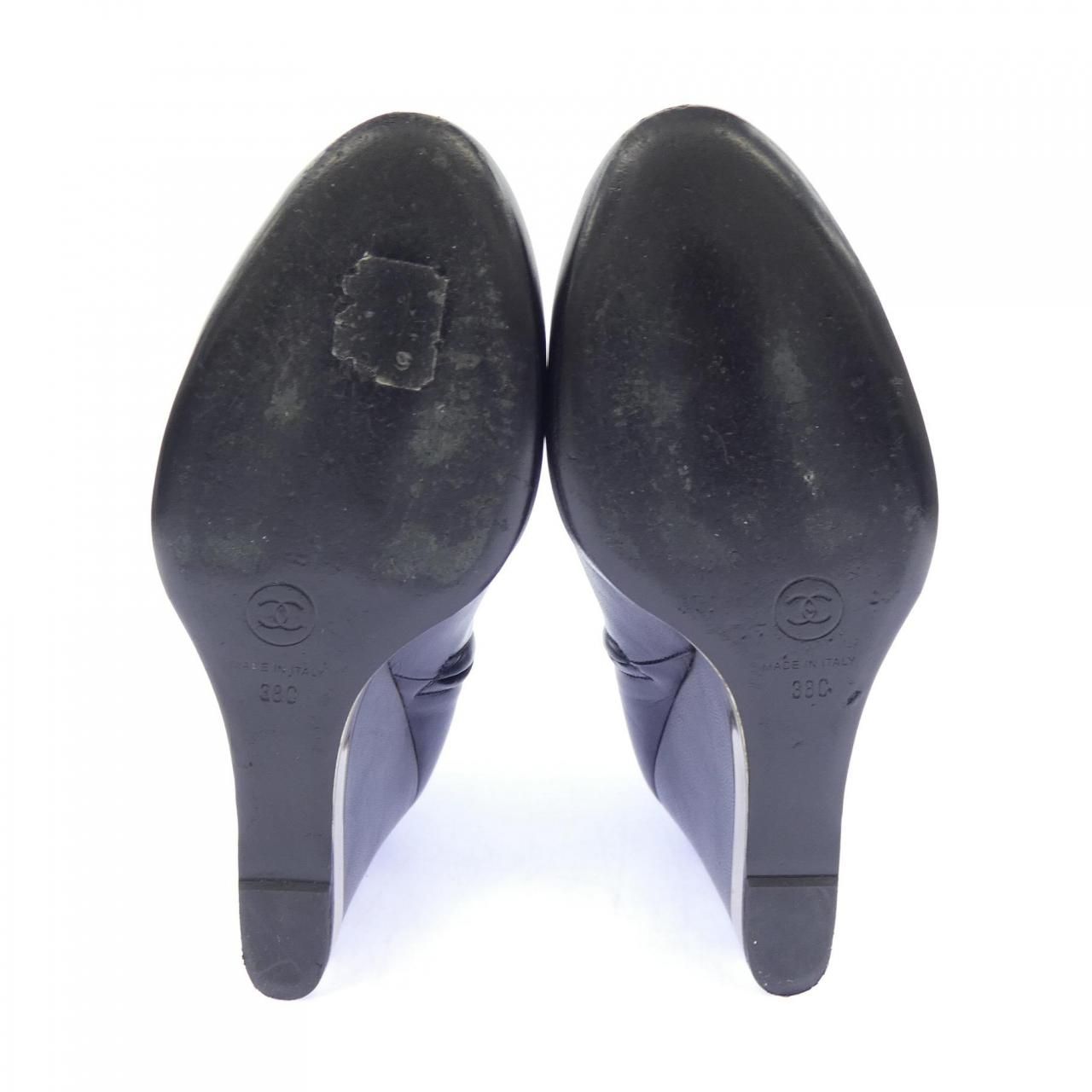 Chanel Short Boots Black — view 4