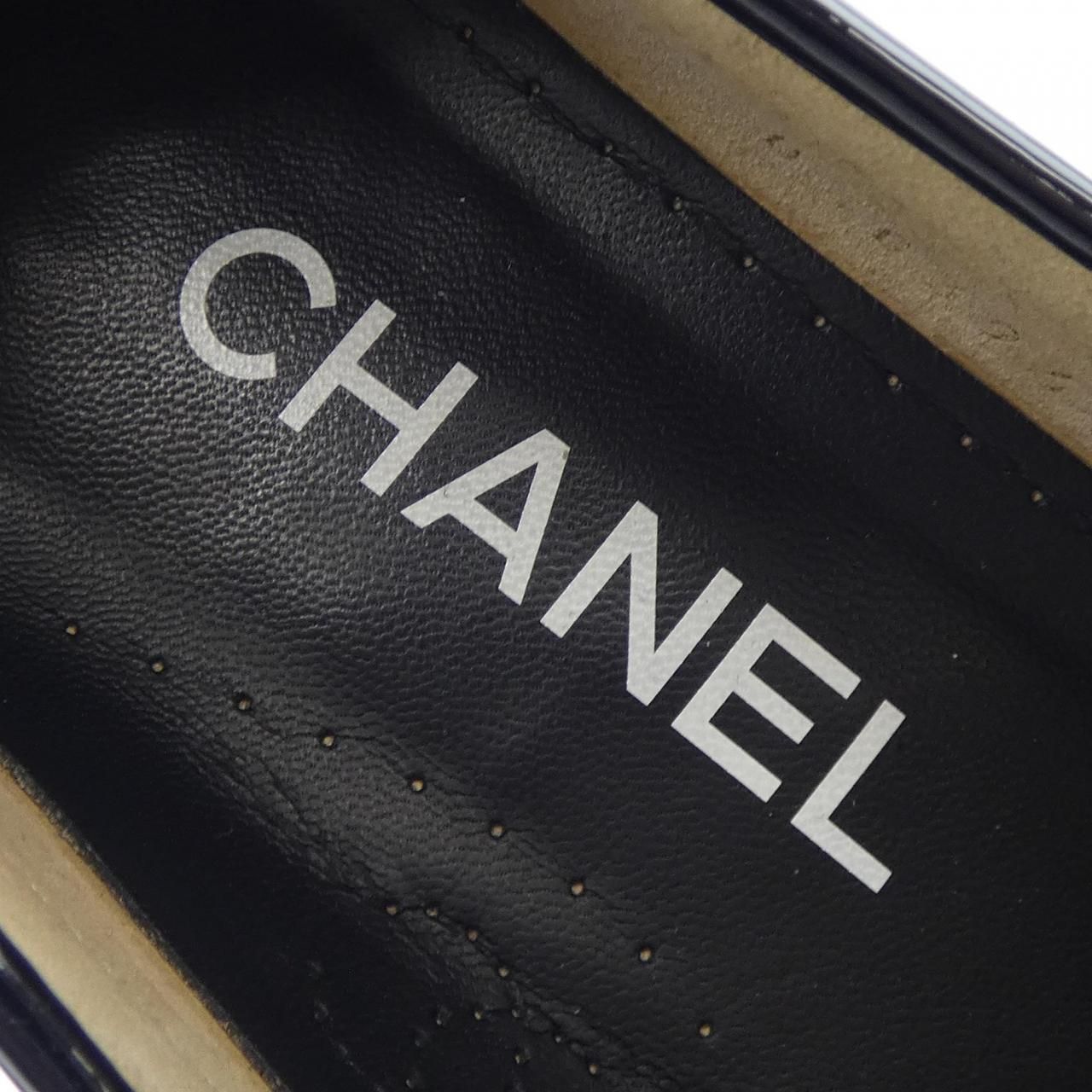 Chanel Loafers Shoes Black — view 6