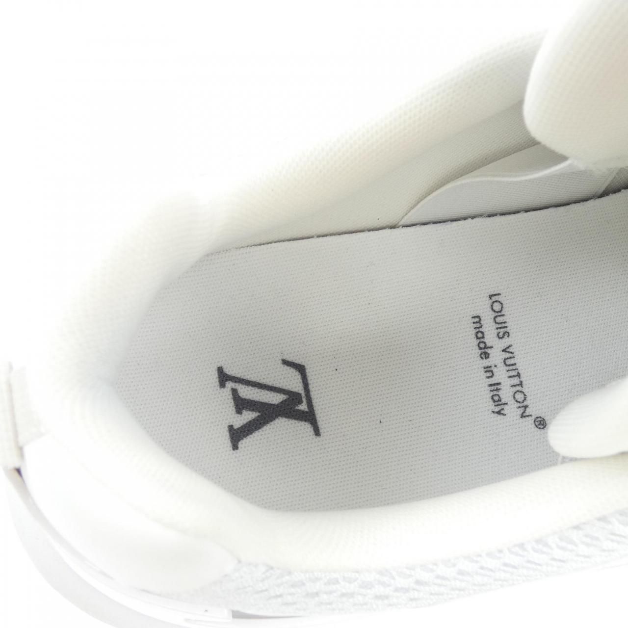Louis Vuitton LV Runner Sneakers — view 6