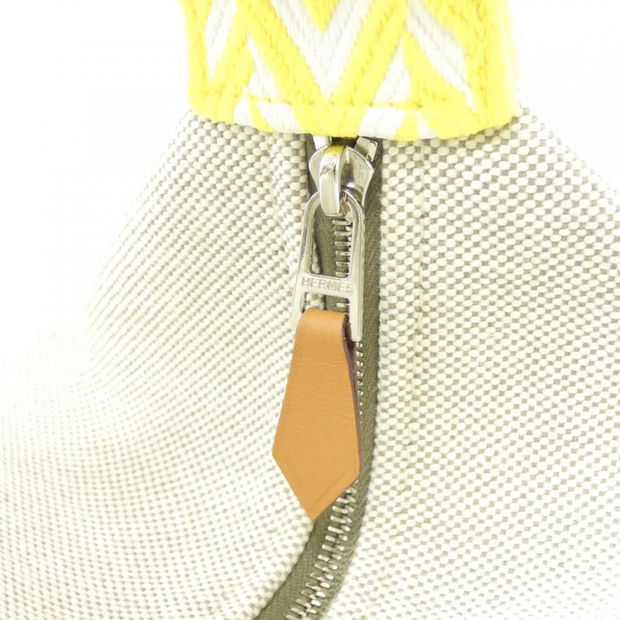 Hermes Zigzag Bride-a-Brac GM Pouch — view 5