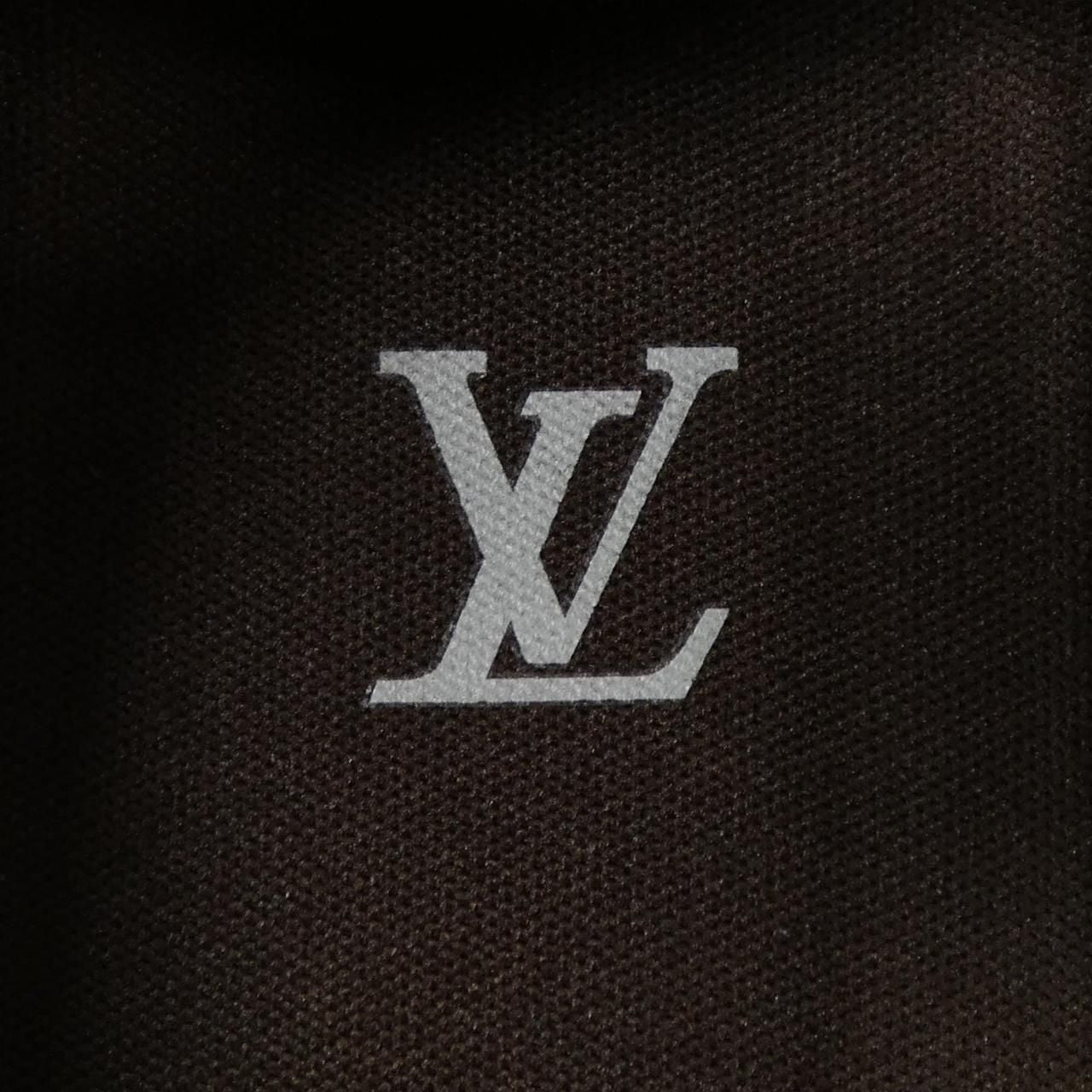 Louis Vuitton LV Trainer Maxi Sneakers — view 6
