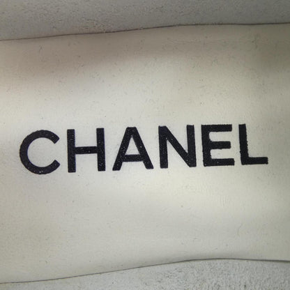 Chanel Loafers Shoes White — view 6
