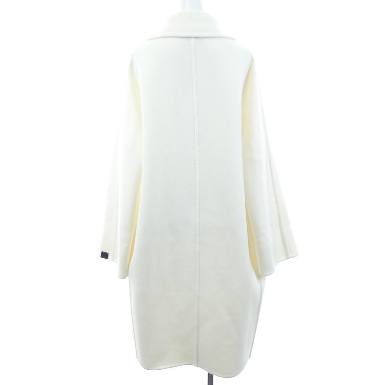 Loewe Anagram Coat White — view 2
