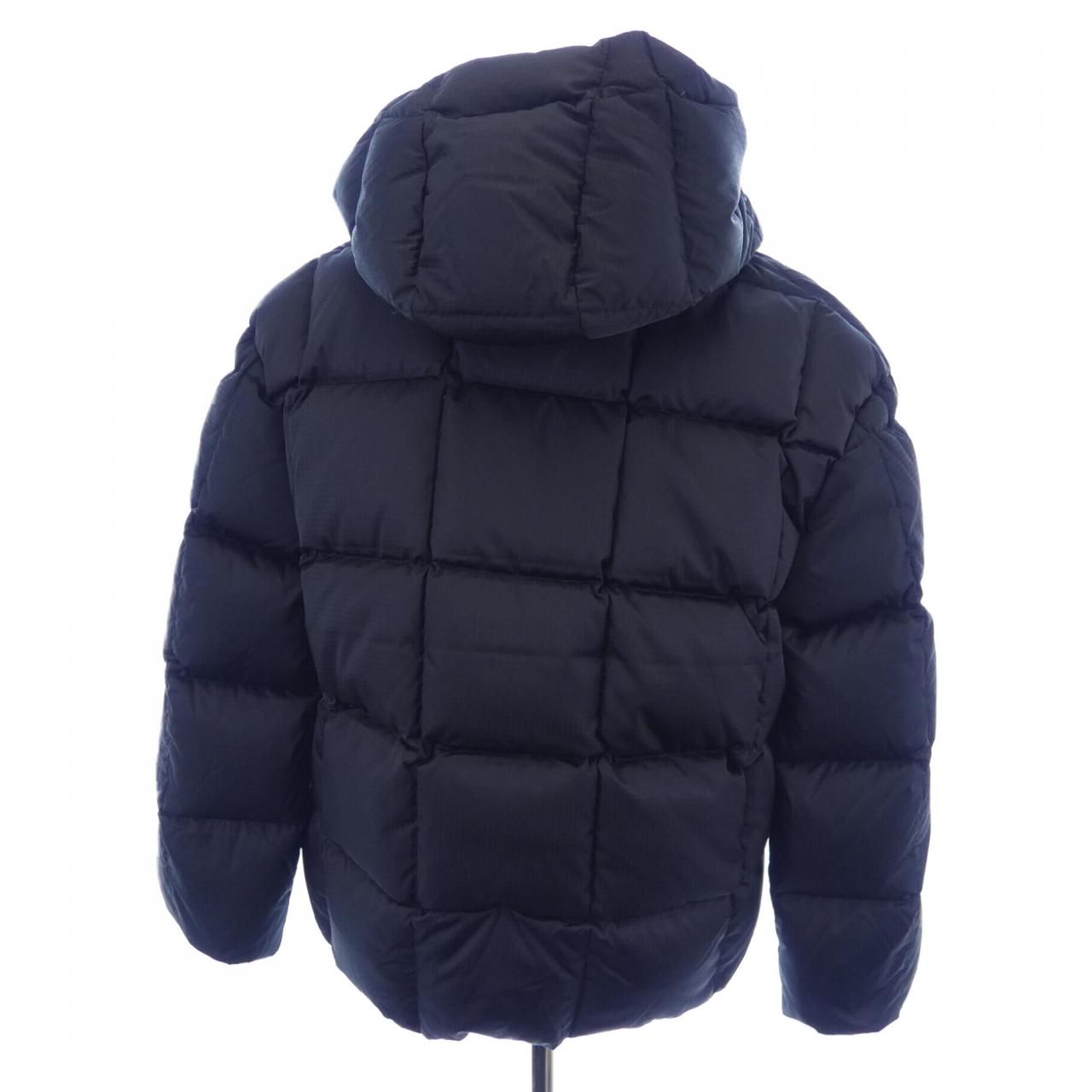 Louis Vuitton Long Sleeve Bupiro Puffer Jacket Down — view 2