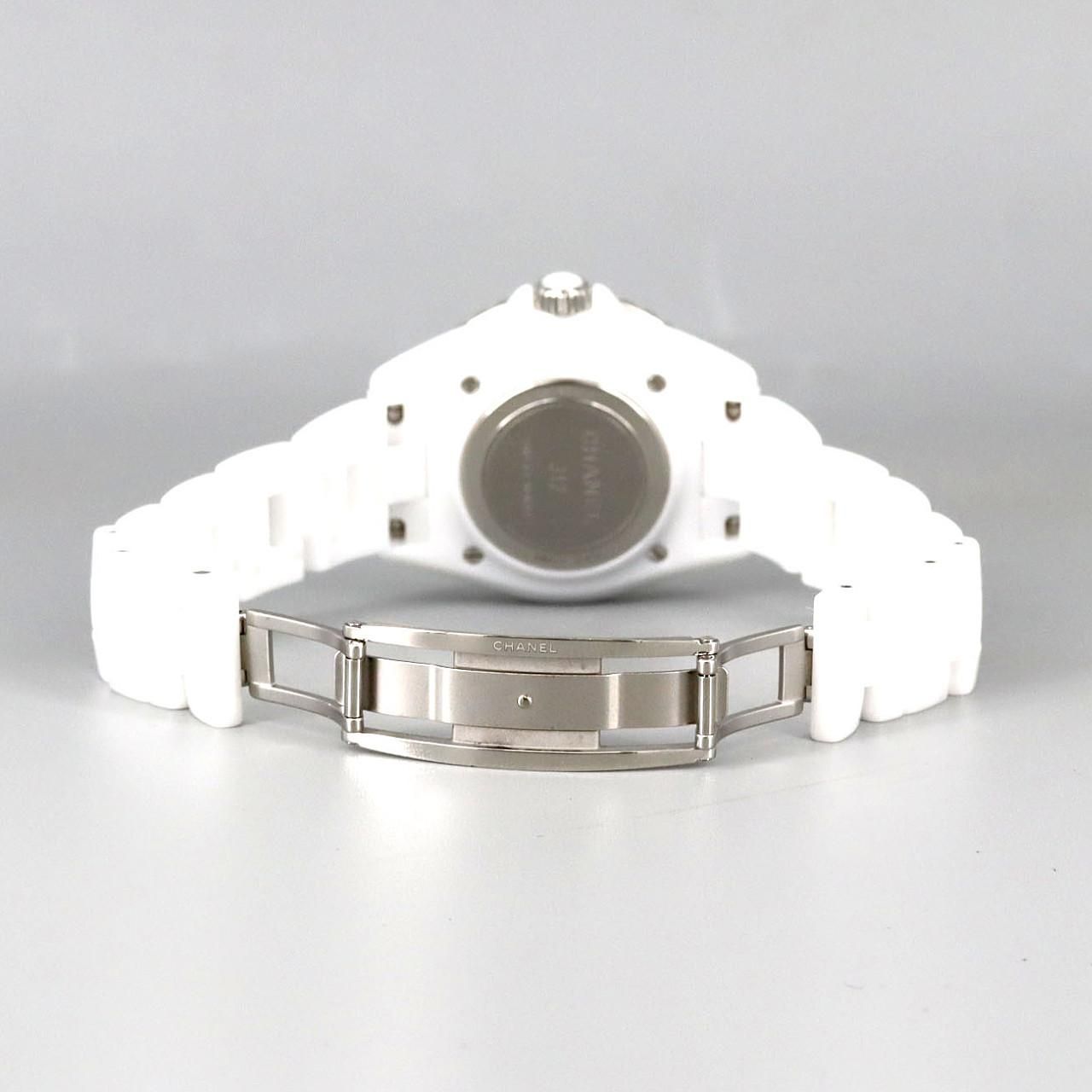 Chanel Phantom 33 mm Ceramic Quartz Watch — view 6