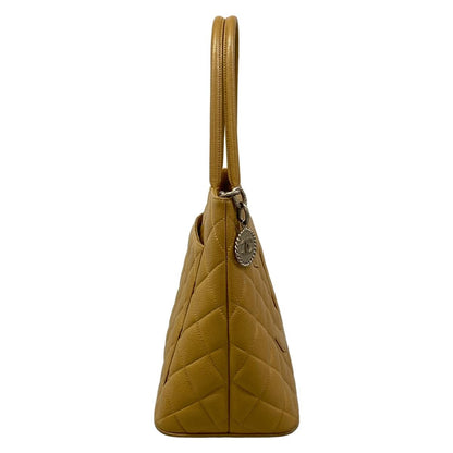 Chanel Tote Medallion Beige Matte Silver — view 2