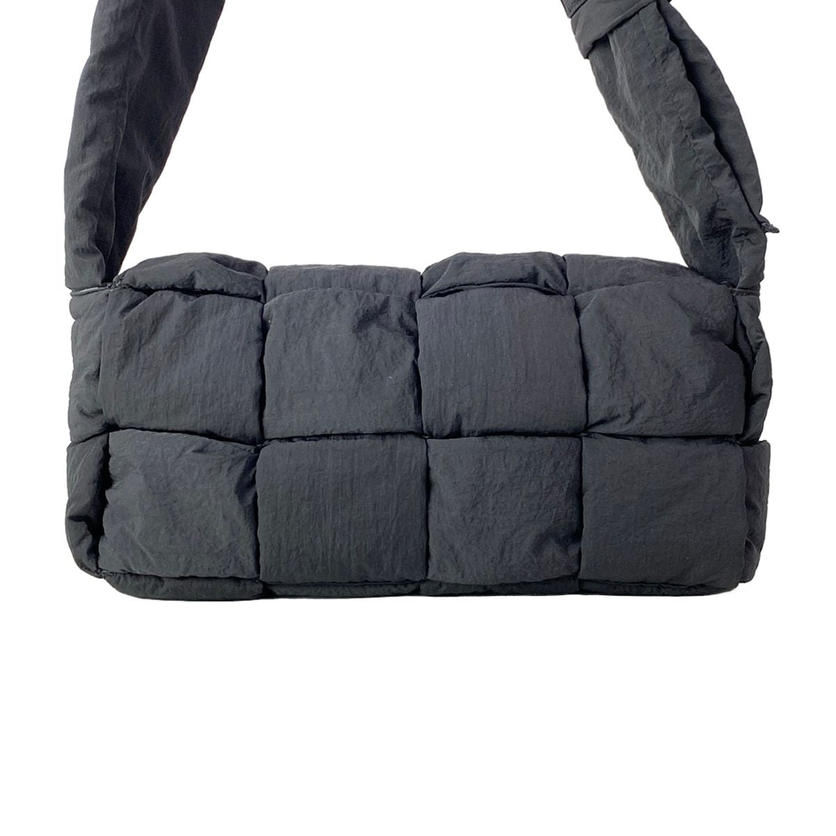 Bottega Veneta Shoulder Bag the Padded Tech Cassette Black — view 3