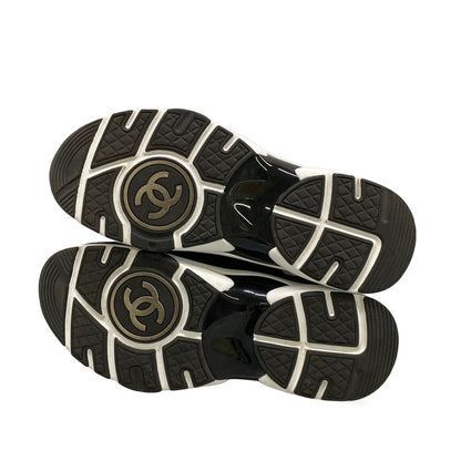 Chanel Sneakers 38 Navy Black CC Logo — view 8