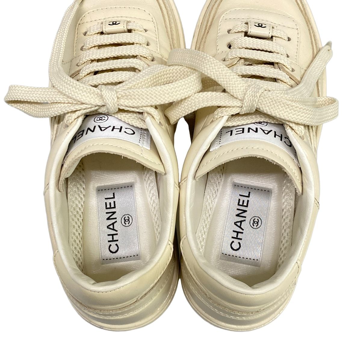 Chanel Sneakers 36 Ivory CC Logo Leather — view 7