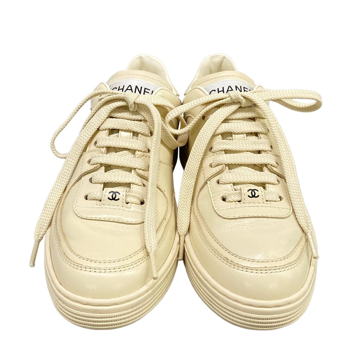 Chanel Sneakers 36 Ivory CC Logo Leather — view 5