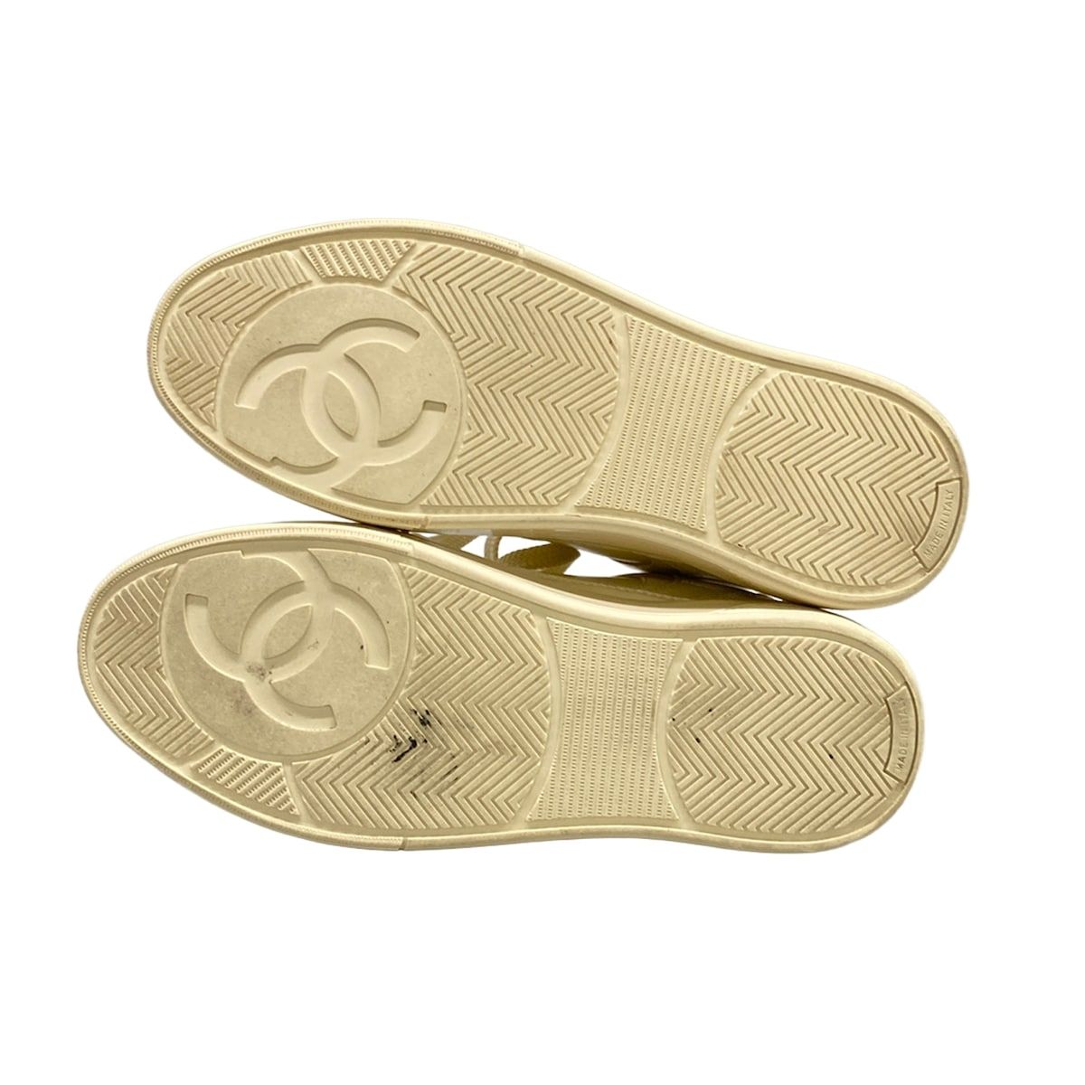 Chanel Sneakers 36 Ivory CC Logo Leather — view 8