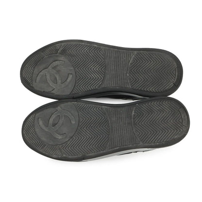 Chanel Sneakers CC Logo 38 Calfskin Shoes Black — view 4