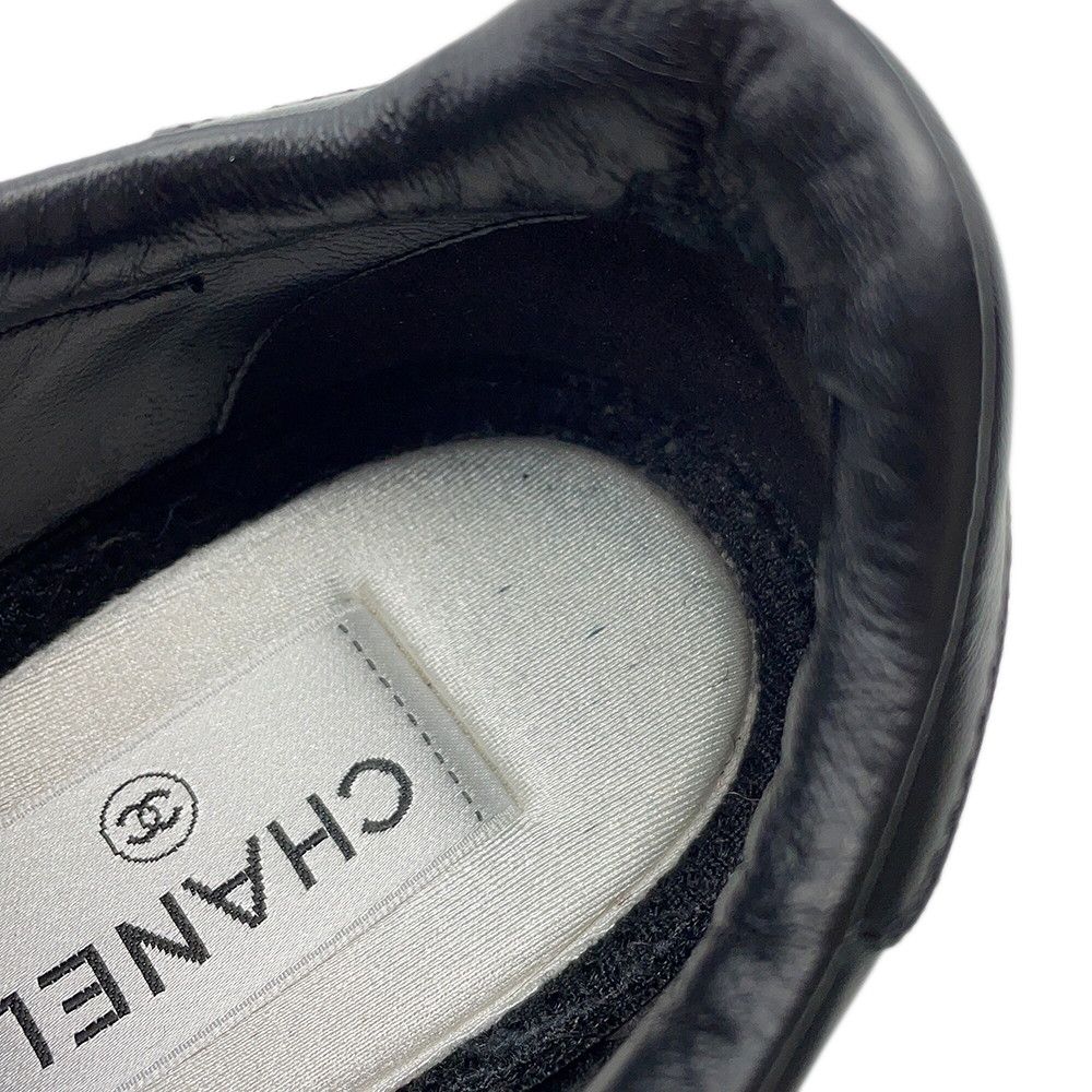 Chanel Sneakers CC Logo 38 Calfskin Shoes Black — view 9