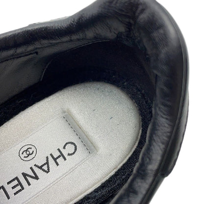 Chanel Sneakers CC Logo 38 Calfskin Shoes Black — view 9