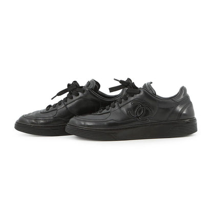 Chanel Sneakers CC Logo 38 Calfskin Shoes Black — view 2
