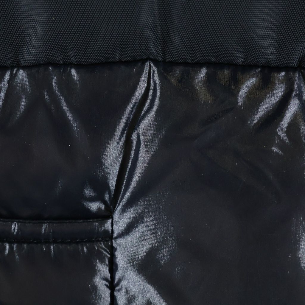 Miu Miu Logo Patch Short Length Down Jacket Puffer Cropped Black — view 4