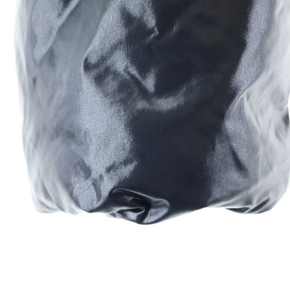 Miu Miu Logo Patch Short Length Down Jacket Puffer Cropped Black — view 5