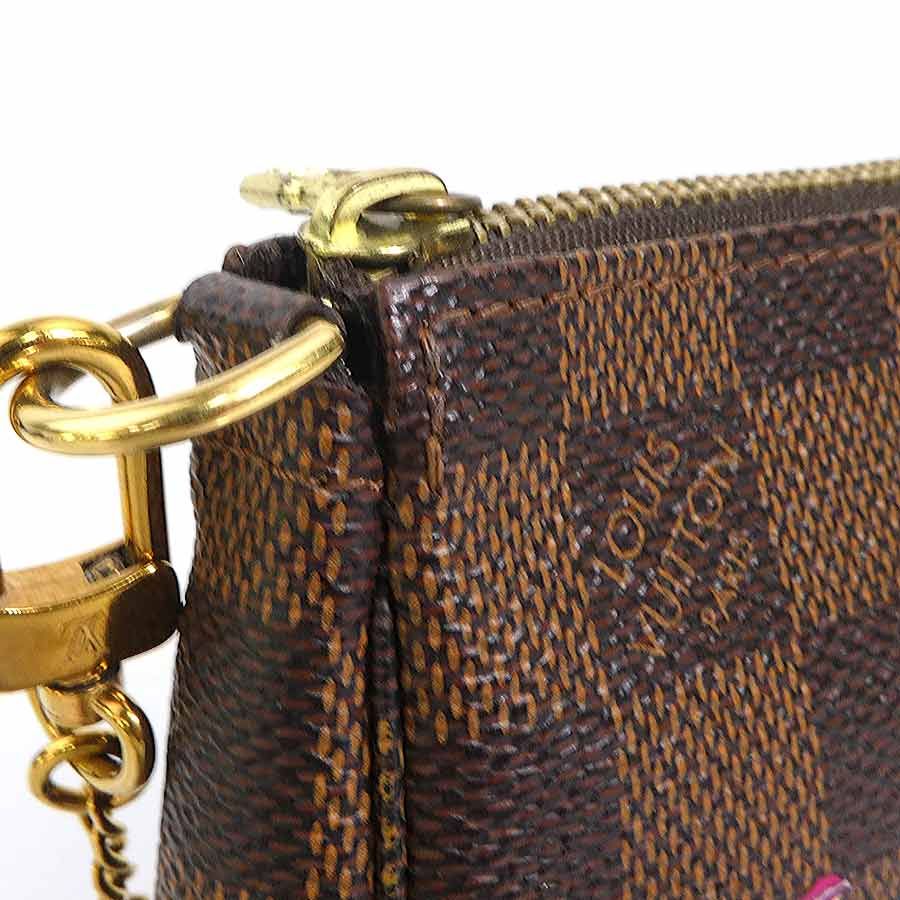 Louis Vuitton Pouch Handbag Mini Pochette — view 6