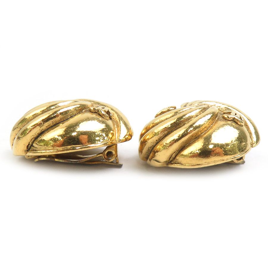Chanel Earrings CC Logo — view 3