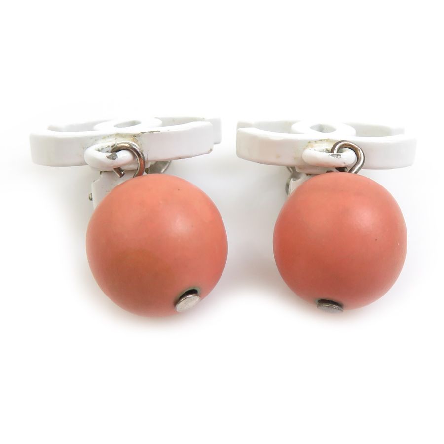 Chanel Earrings CC Logo — view 3