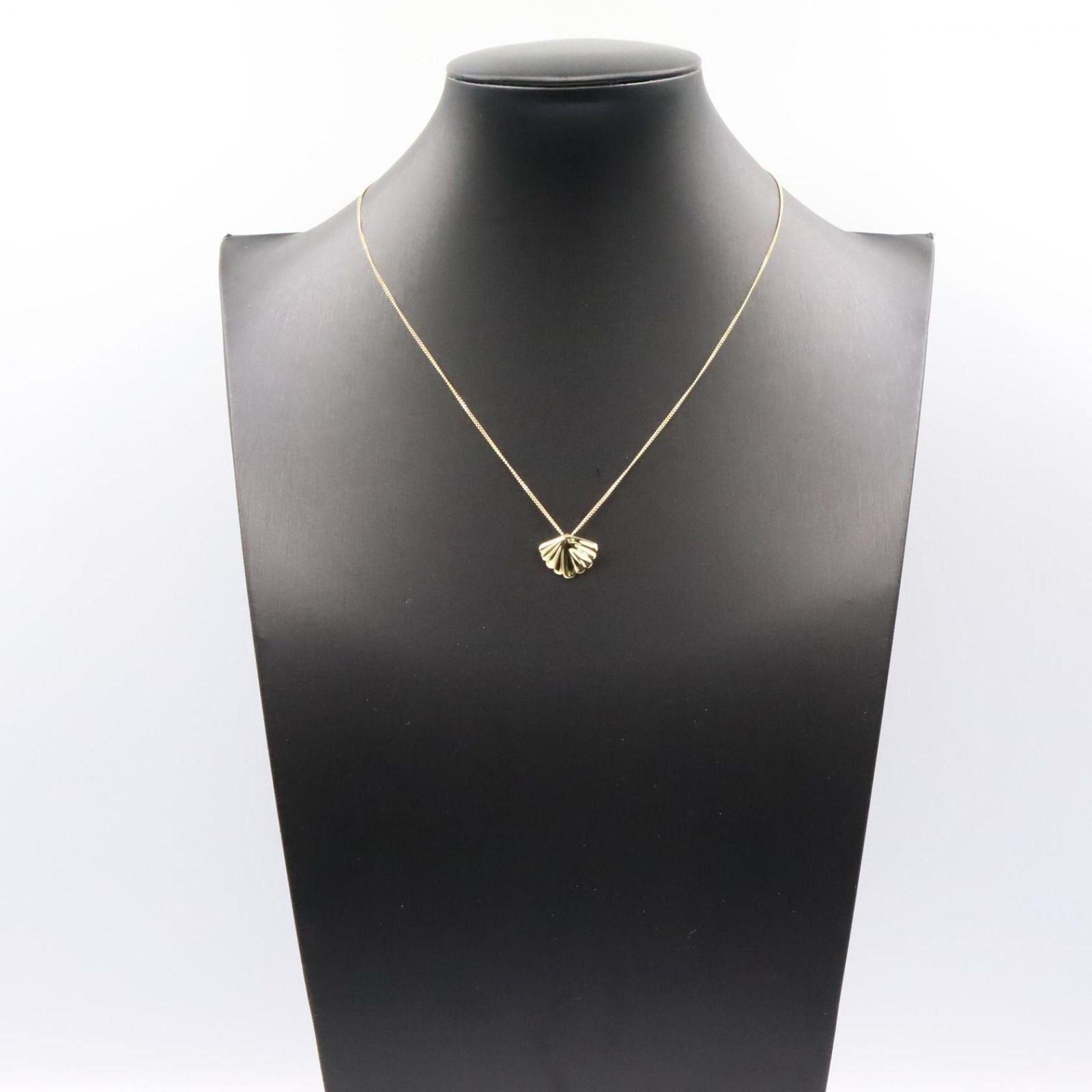 Tiffany & Co Necklace Shell 41 cm 18k — view 6