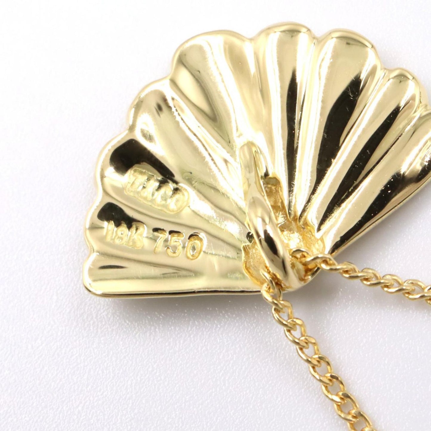 Tiffany & Co Necklace Shell 41 cm 18k — view 3