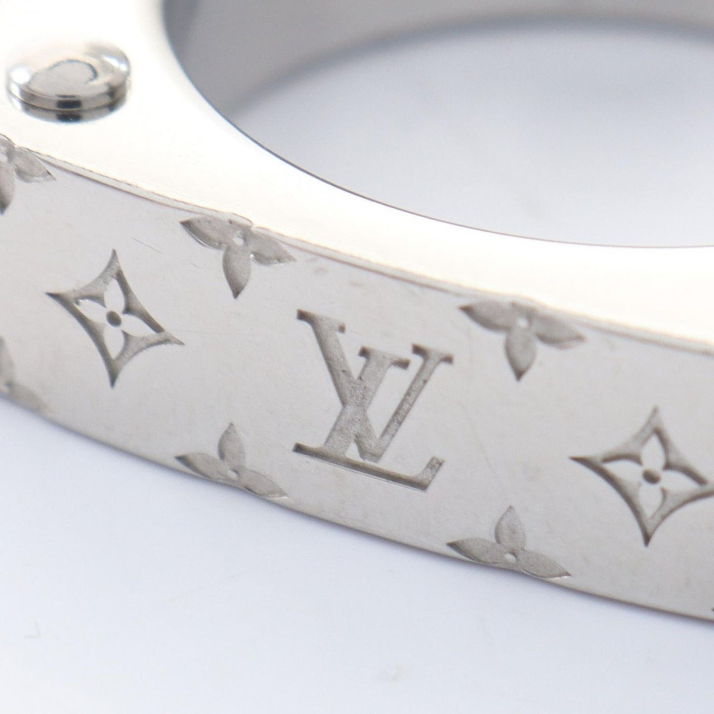 Louis Vuitton Ring Monogram Gold Stainless Steel — view 4