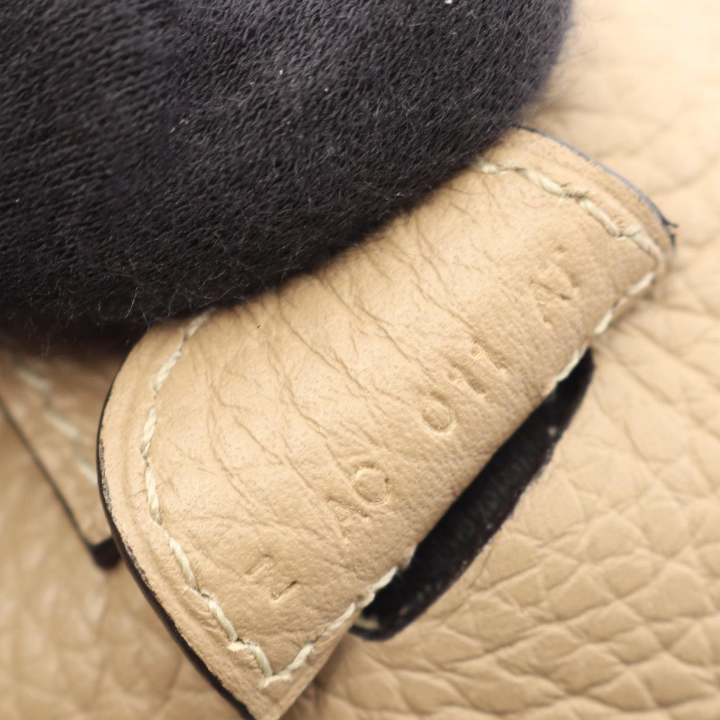 Hermes Shoulder Bag Evelyne 3 Trois PM Trench Leather — view 5