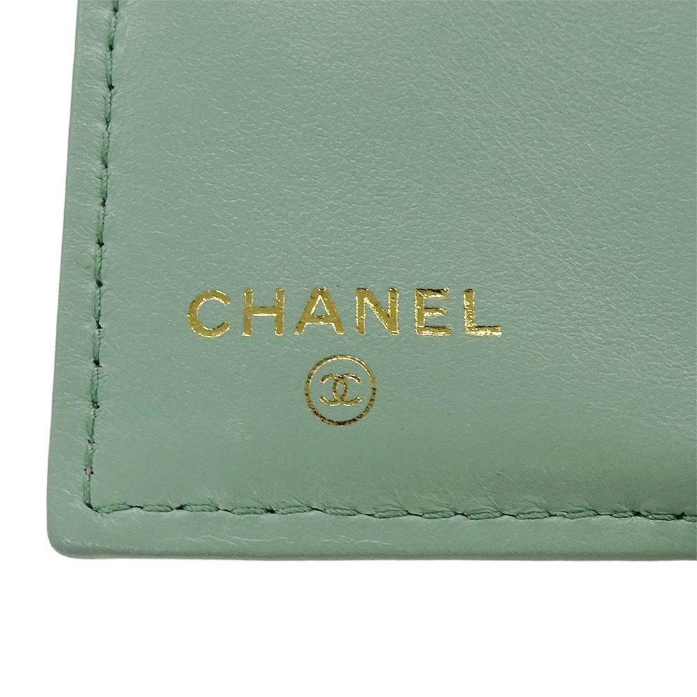 Chanel Wallet Bifold Caviar Leather Quilted Pink Green Gold CC Logo Compact — view 6