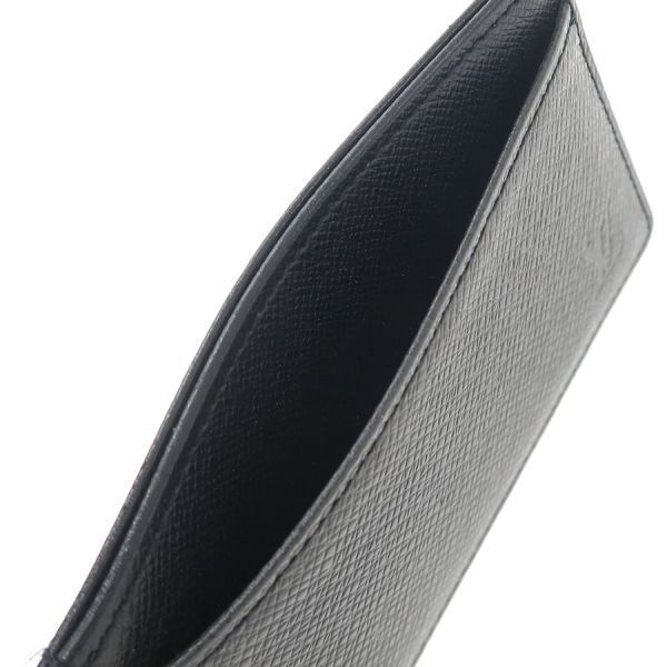 Louis Vuitton Taiga Portobier Carte Sample Shoulder Bag — view 6